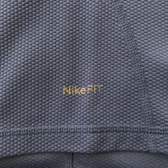 Men's Nike ACG Pullover - Picture 3 of 5